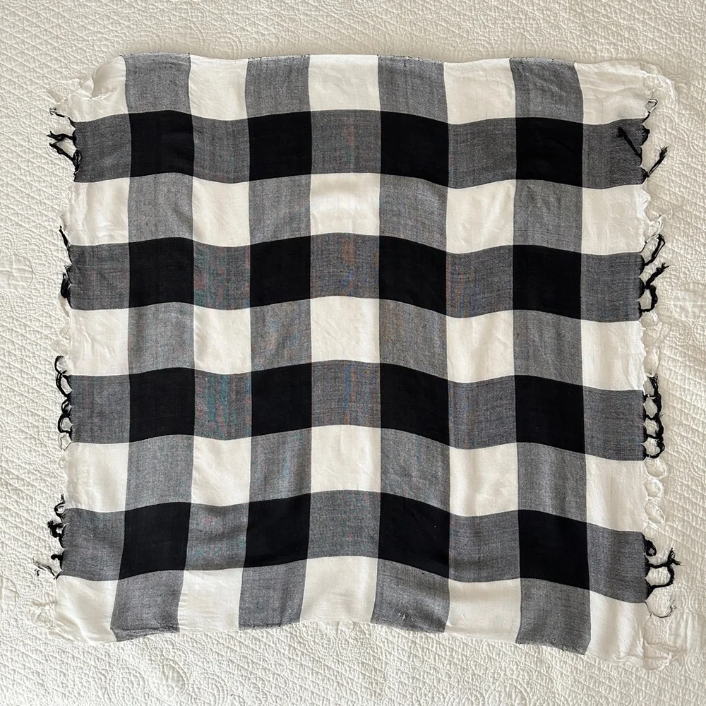 Urban Outfitters Gingham Utah Plaid Checkered Scarf Black White Fringe